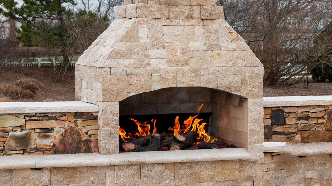 Outdoor kitchen and Grill
